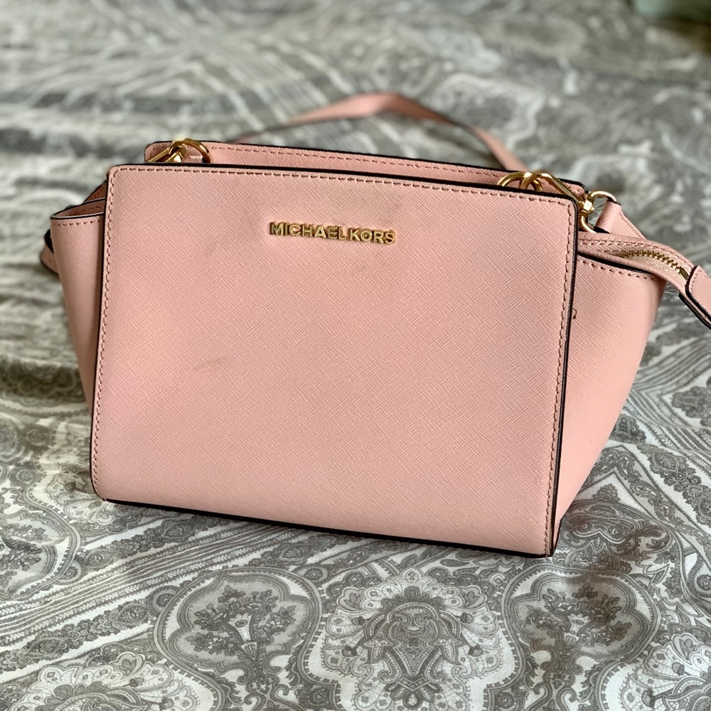 Michael Kors Crossbody Bag 🌸